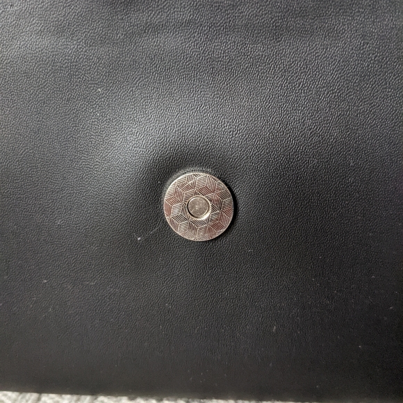 October Jaipur Vegan Leather Clutch - BNWT - Picture 7 of 15